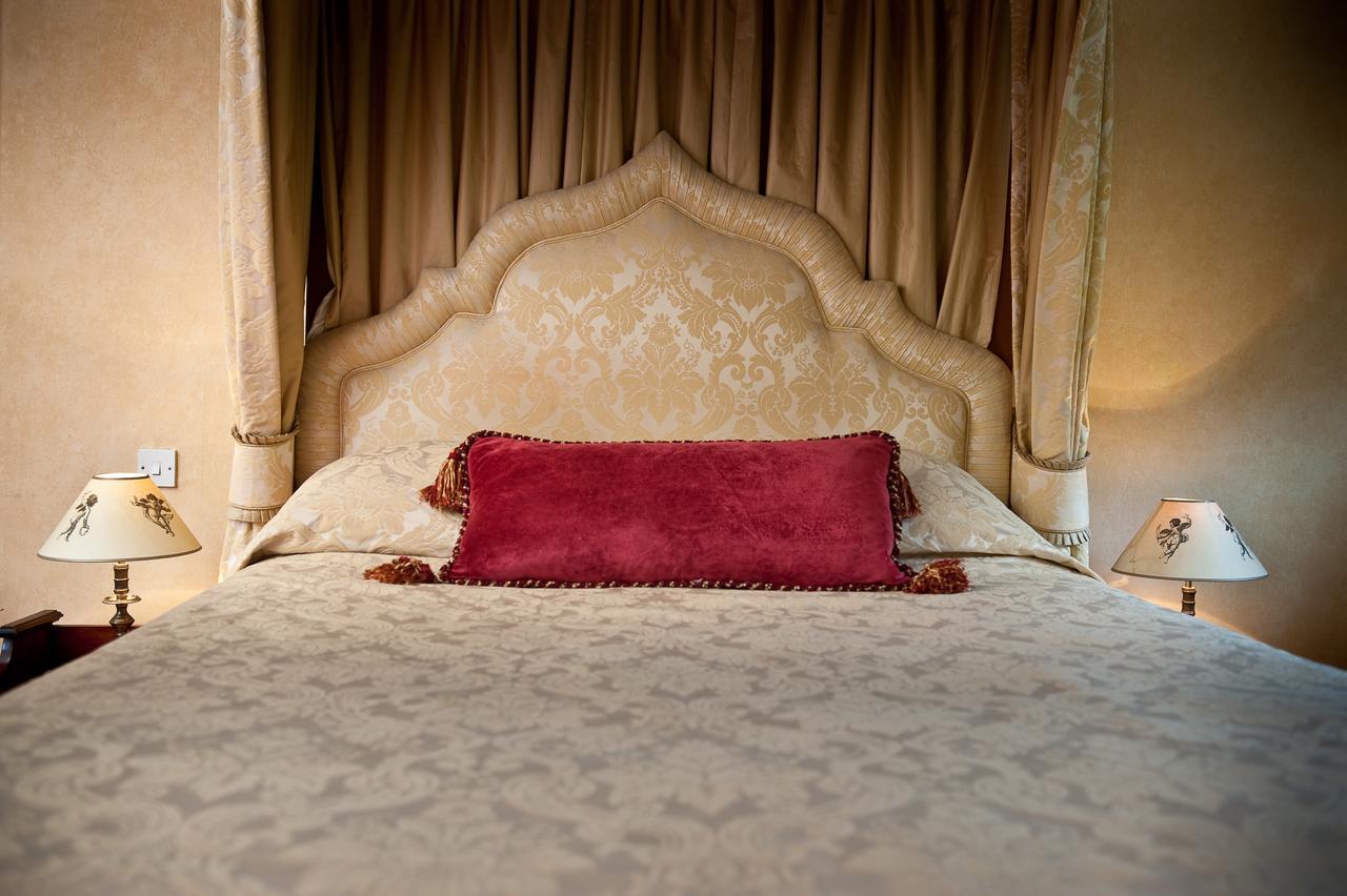 Ravenwood Hall Hotel Bury St. Edmunds Екстериор снимка